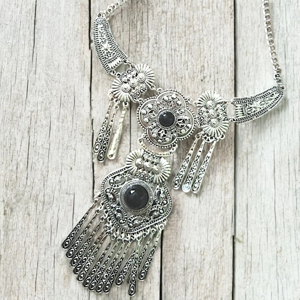 Boho Silver Statement Necklace NWT